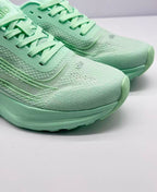 Alo Runner Sneakers Light Green