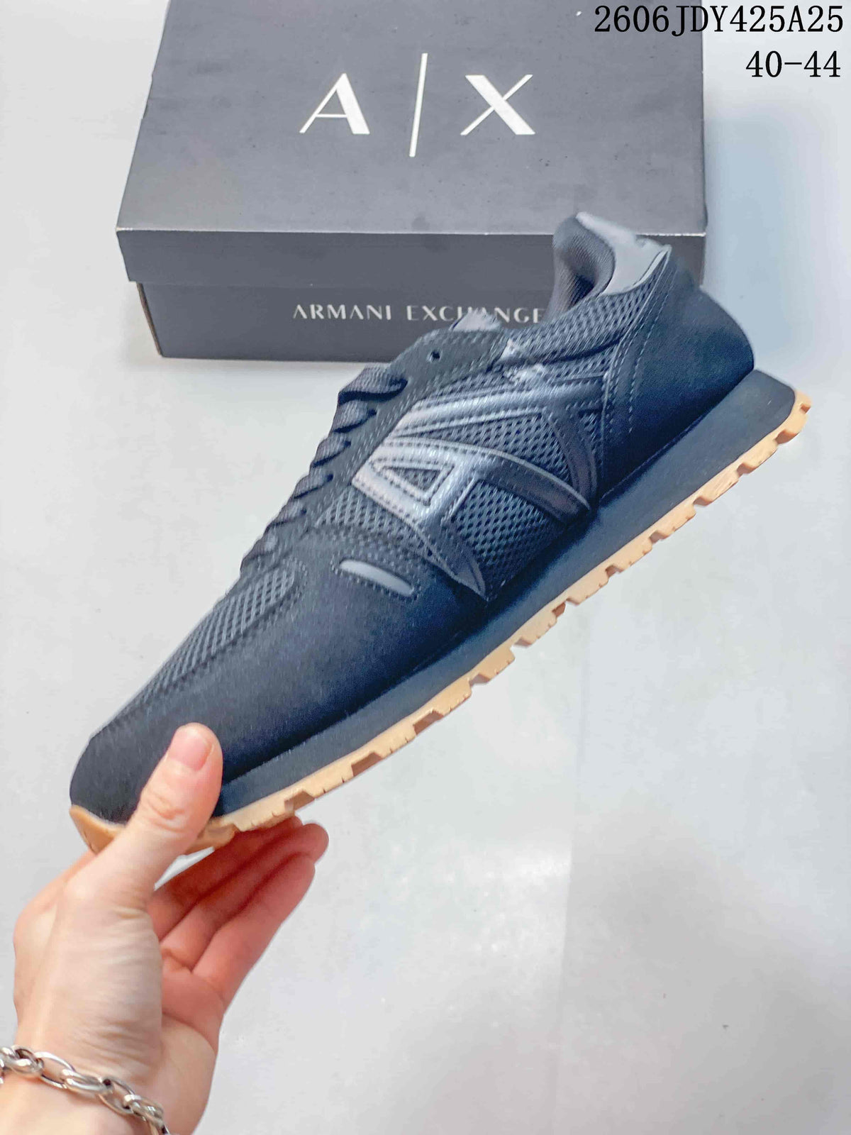 Armani Exchange AX Low-Top Sneakers Dark Gray XUX169