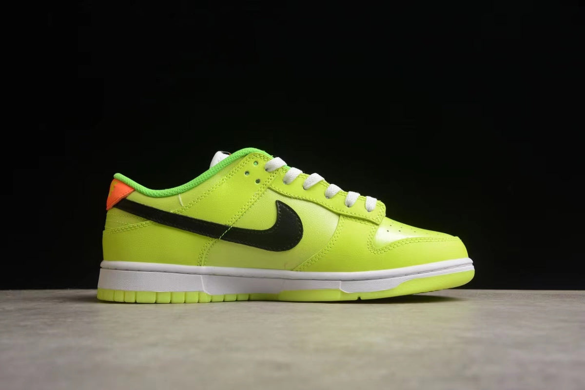 Nike SB Low Sneakers Volt Green Black FJ4610-702