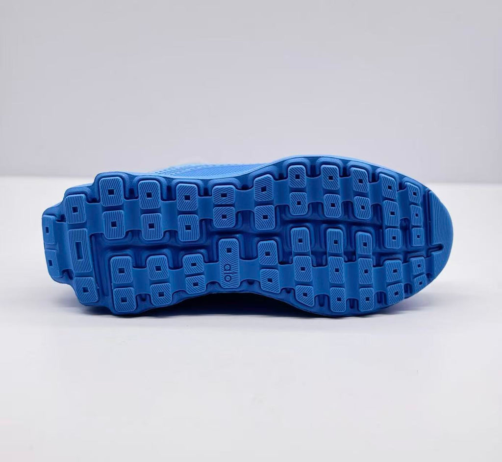 Alo Runner Sneakers Blue