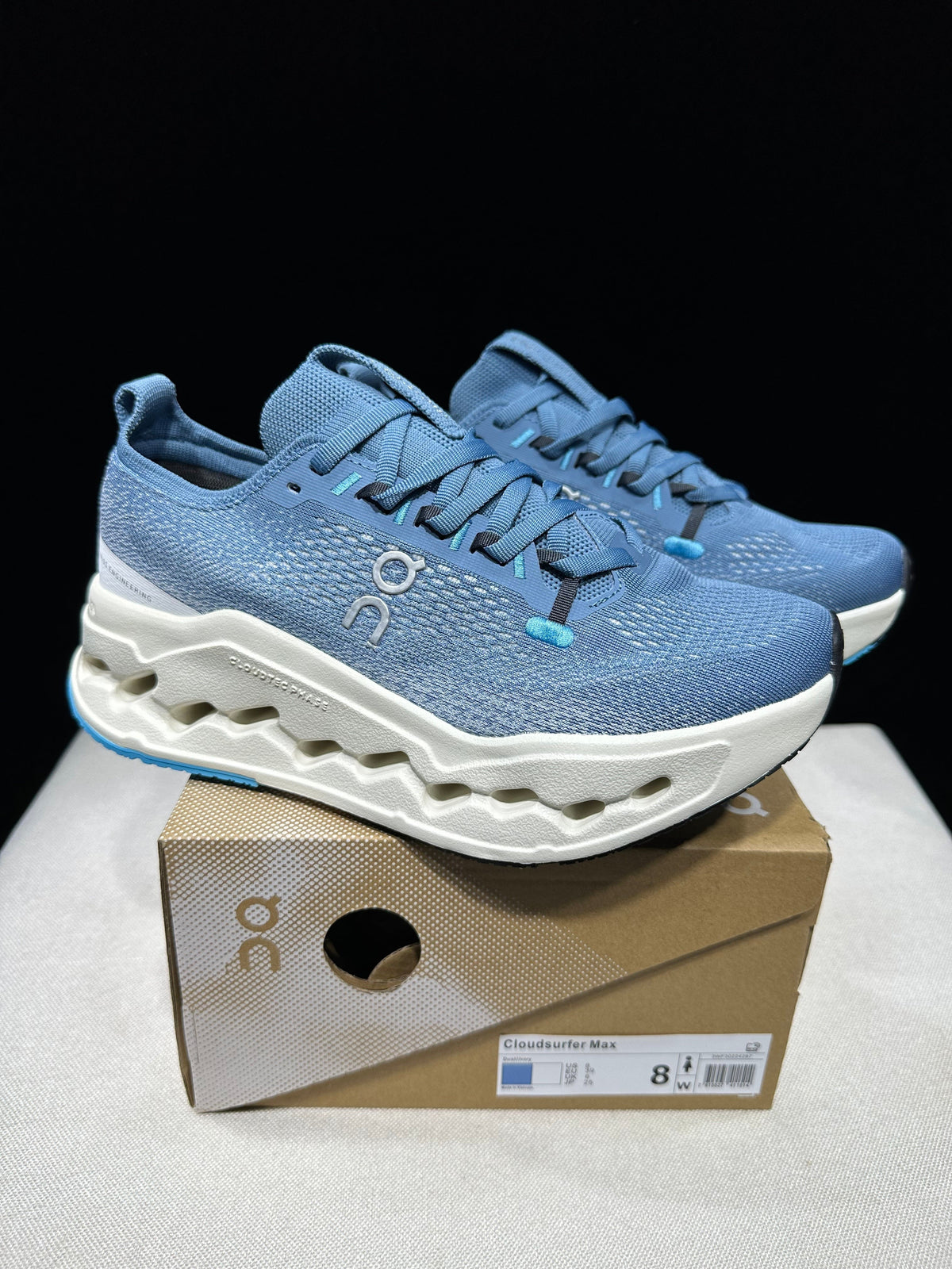 On Cloudsurfer Max Blue Running Sneakers