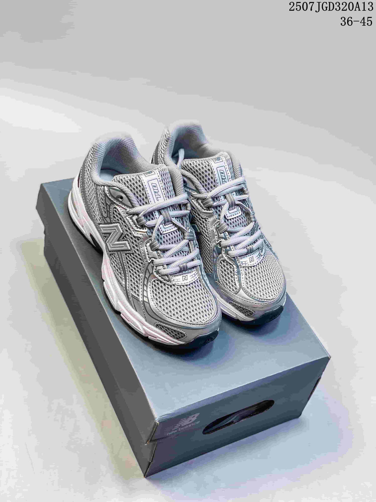 New Balance 740 Grey Silver Retro Running Sneakers U740NW2