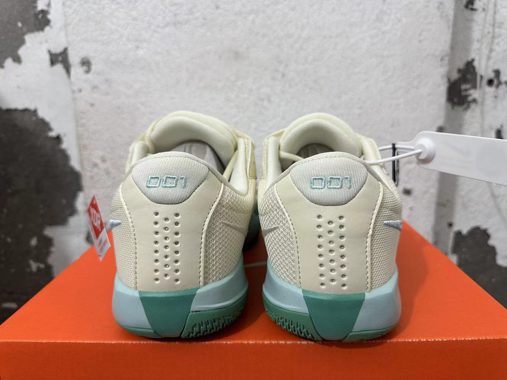 Nike Basketball Shoes in Beige and Mint Green