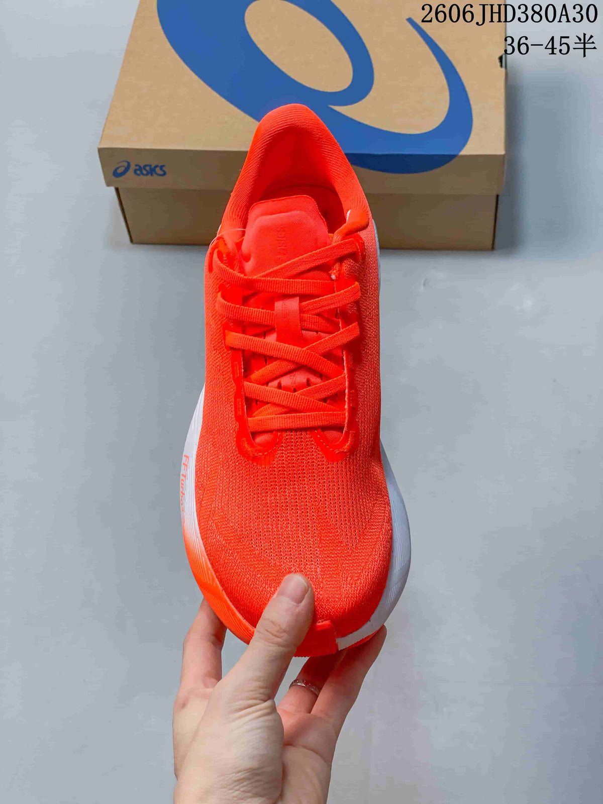 ASICS NOVABLAST 6 Running Shoes – Bright Orange