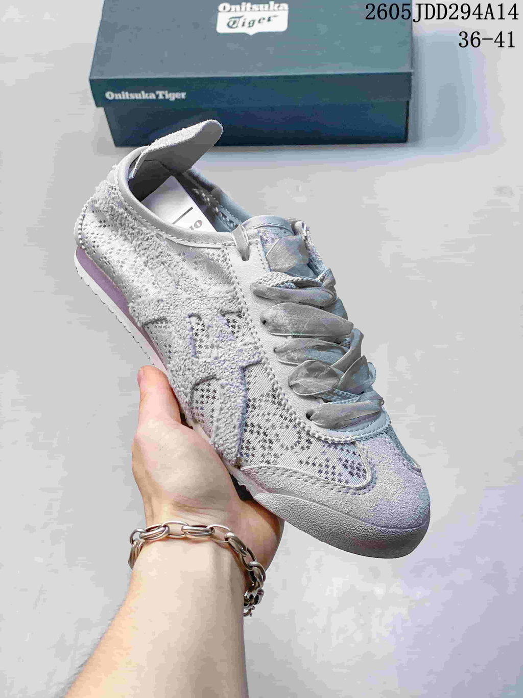 Onitsuka Tiger Mexico 66 Gray Textile Sneakers JDD294A14