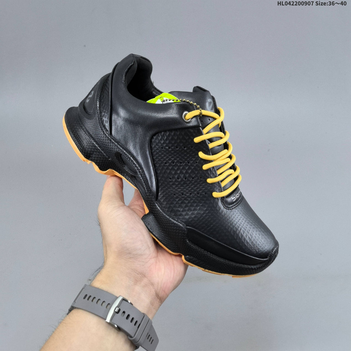 ECCO Biom Low-Top Outdoor Shoes Black with Contrast Laces