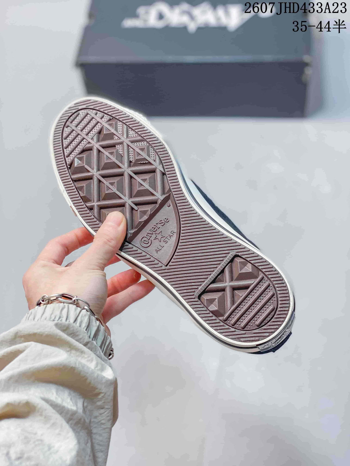 Converse One Star Low-Top Sneakers in Navy