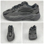 Yeezy 700 V2 Sneakers in Gray