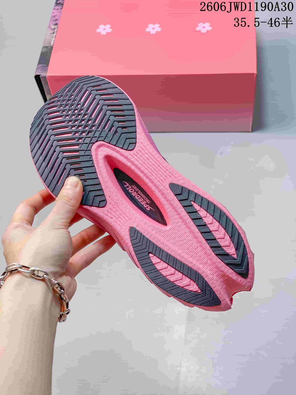 Saucony Endorphin Pro 4 Running Shoes – Black and Pink