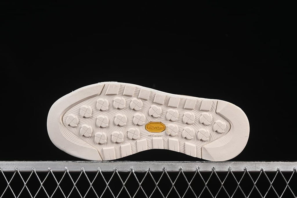 The North Face NF0A8AD94QI-082 Sand Low-Top Shoes