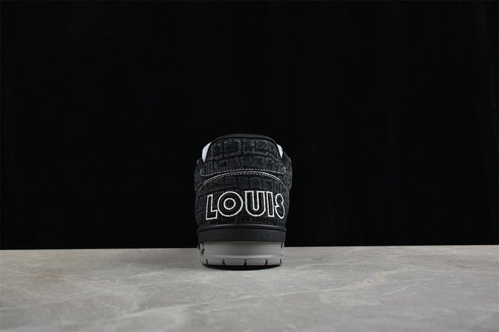 Louis Vuitton Trainer Sneaker in Black, Style BM0159T