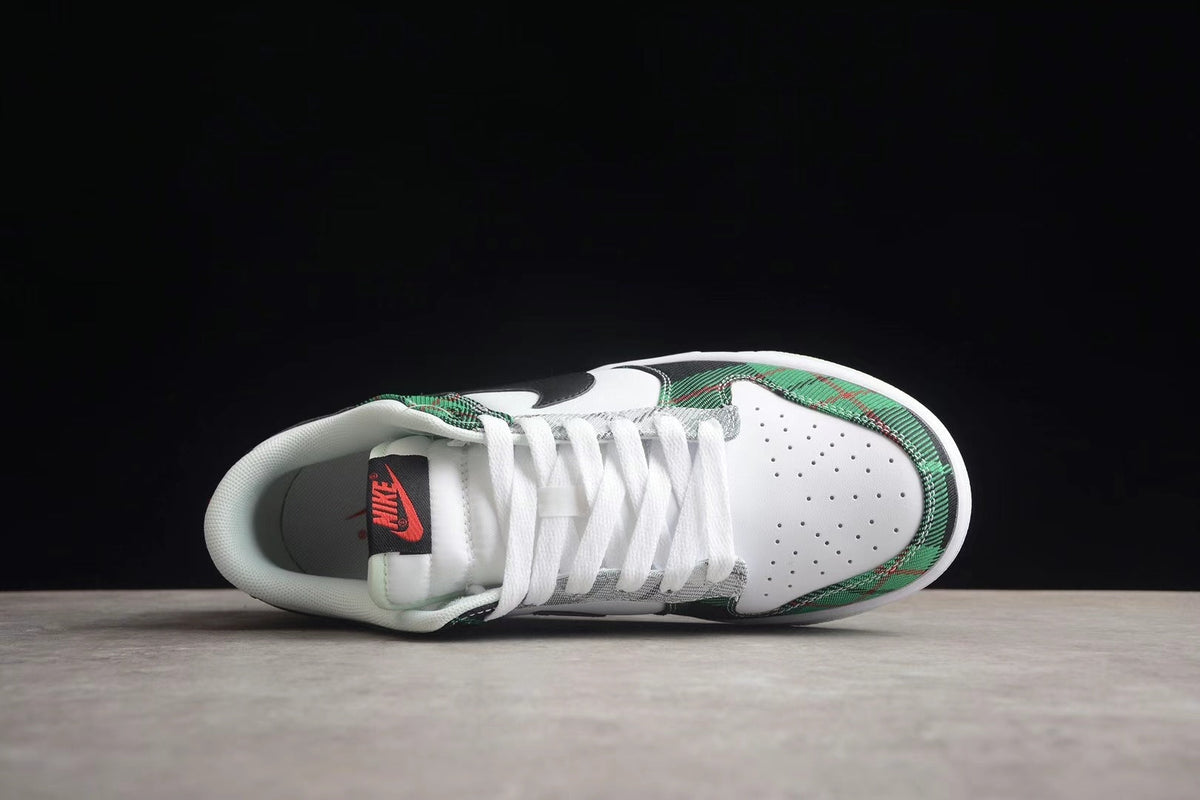 Nike SB Dunk Low Plaid Sneakers Red Green DV0827-100