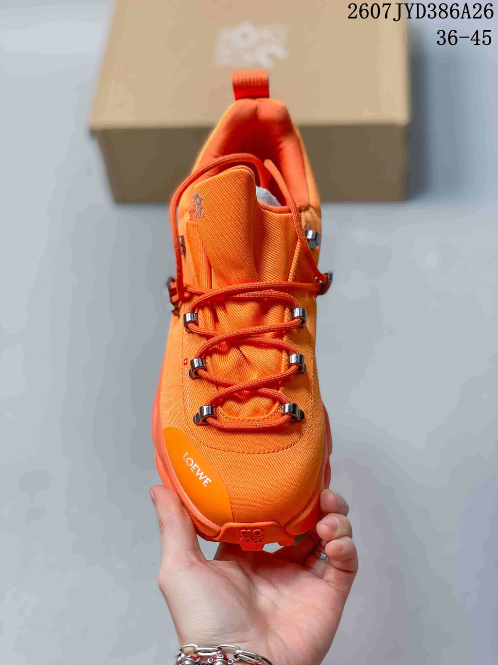 On LOEWE Series Orange Low-Top Sneakers JYD386A26