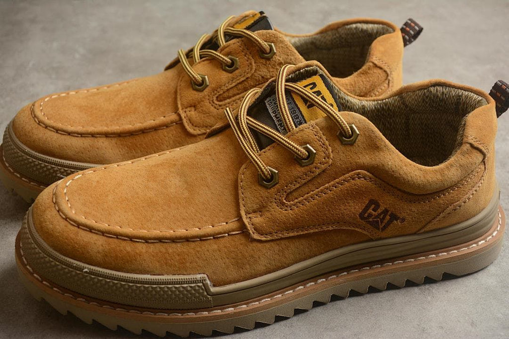 CAT Tramp Hike Low Men's Suede Shoes in Wheat