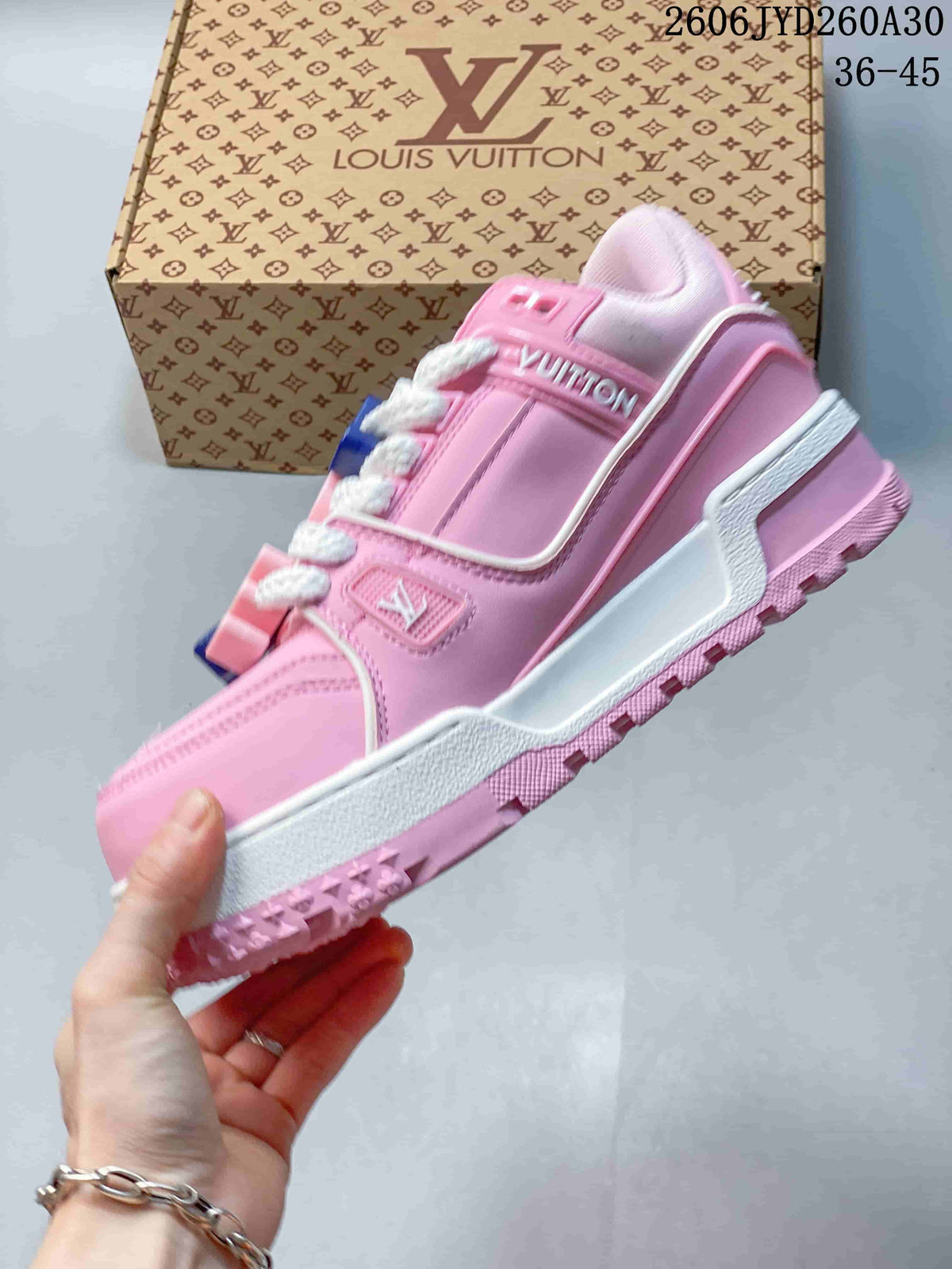 Louis Vuitton Trainer Maxi Pink Low-Top Sneakers