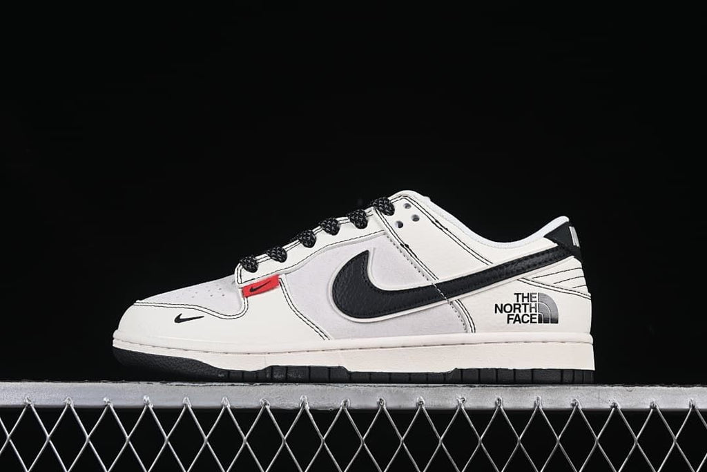 Nike SB Dunk Low The North Face White Black Sneakers