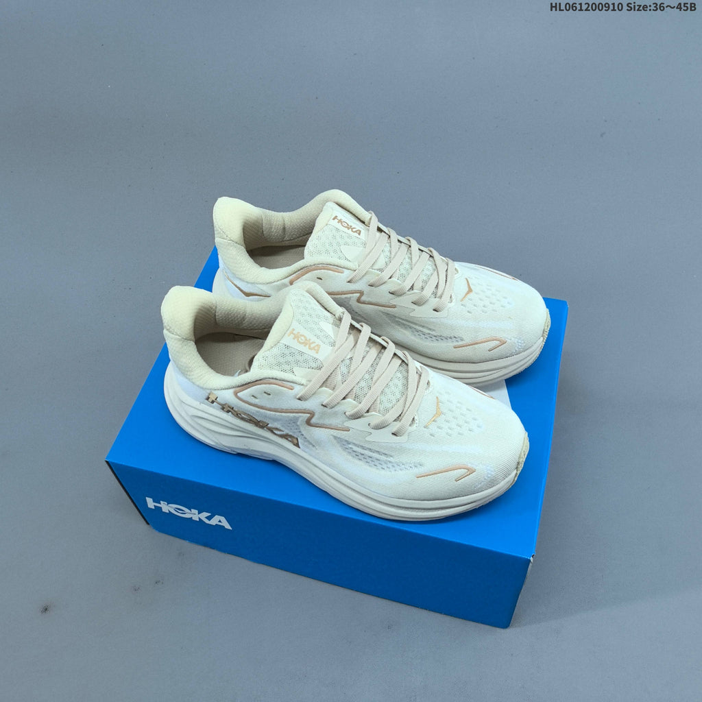 HOKA Clifton 10 Low-Top Running Shoes