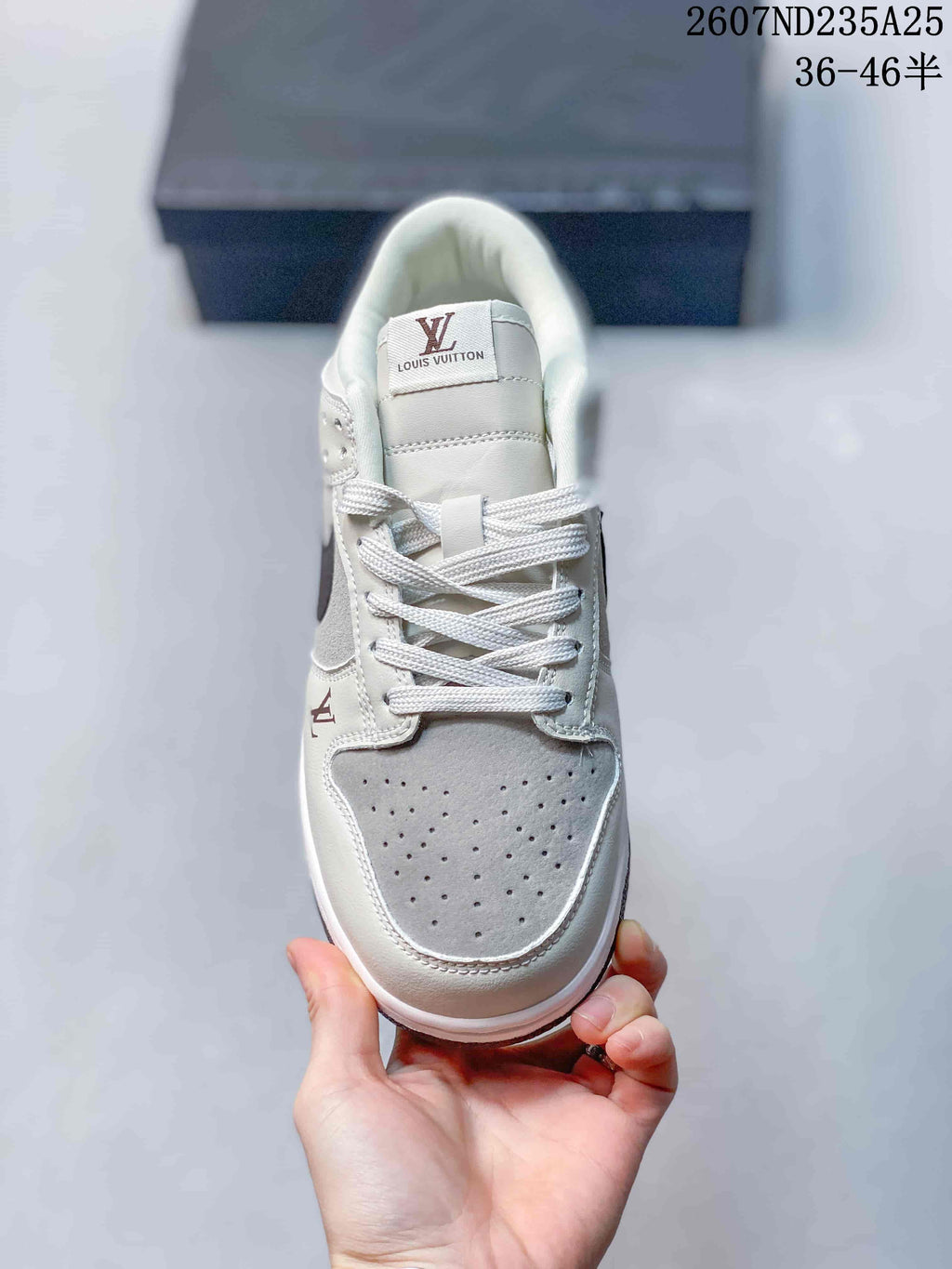 Nike SB Dunk Low Pro Sneakers White Grey 2607ND235A25