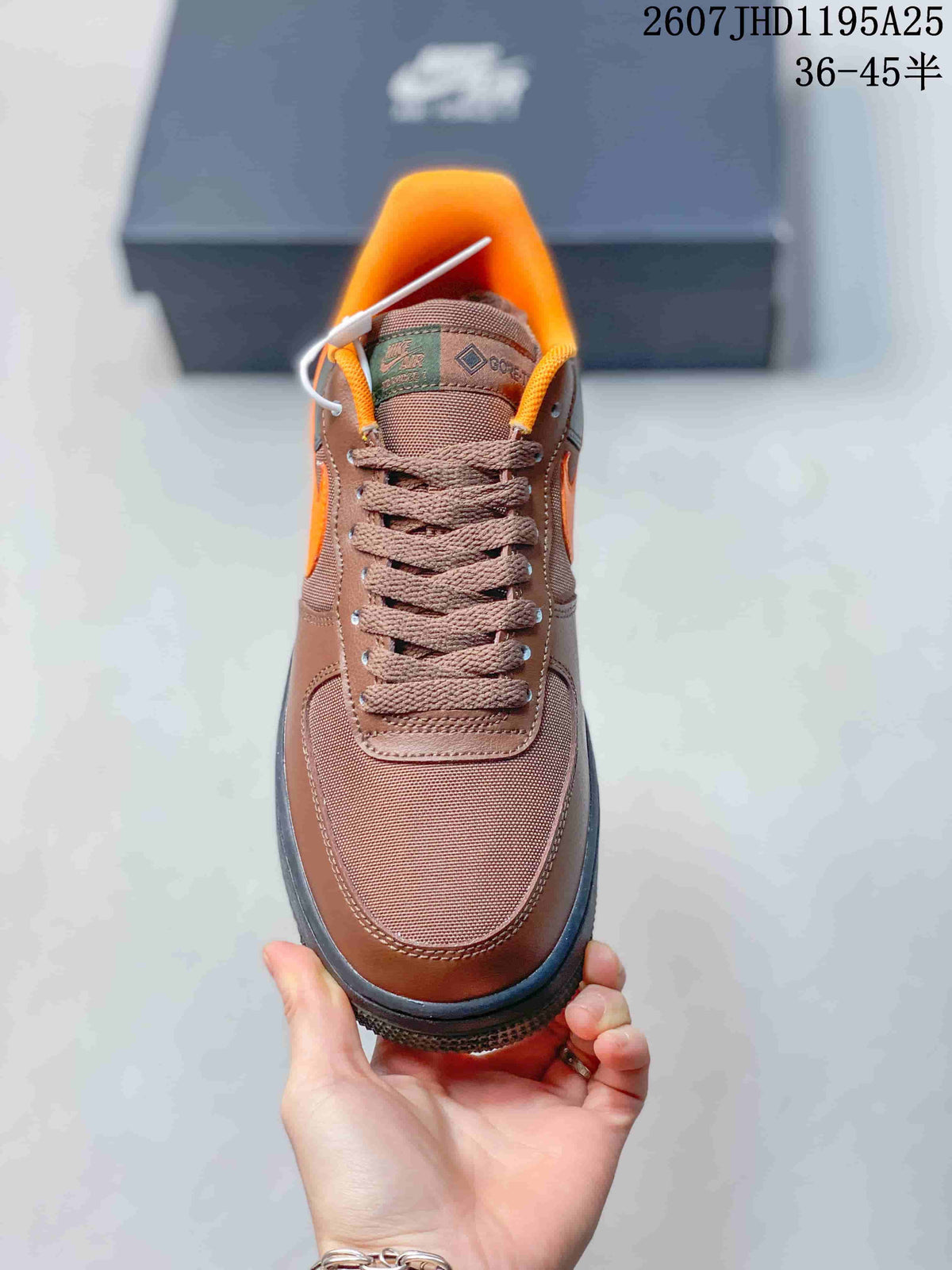 Nike Air Force 1 '07 Low Sneakers Brown Orange