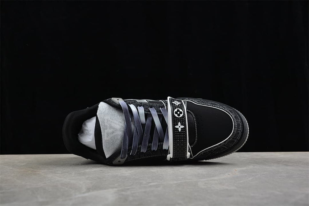 Louis Vuitton Trainer Sneaker in Black, Style BM0159T