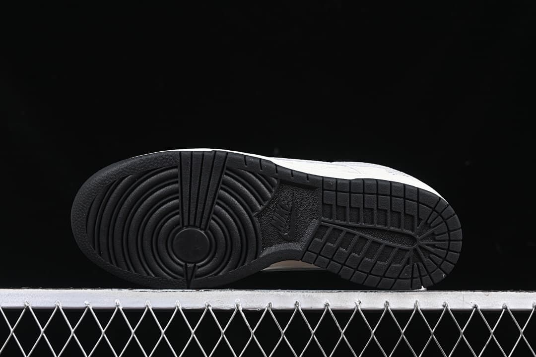 Nike Dunk Low Stüssy White Grey Sneakers DJ2024-054