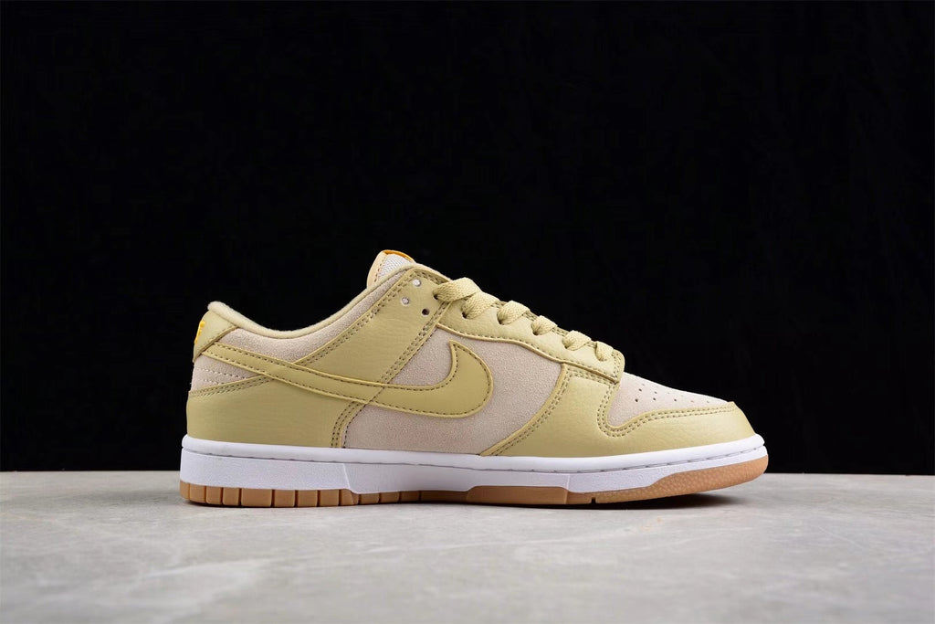Nike SB Dunk Low Sesame DZ4513-200 Sneakers
