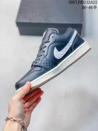 Jordan Air Jordan 1 Low Sneakers Navy White Gum IX5004-121