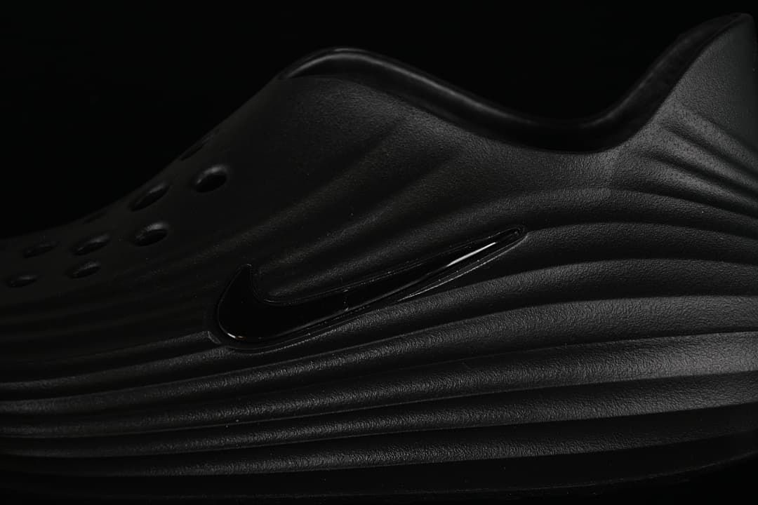 Nike ReactX Rejuven8 Black Slides HV5060-001