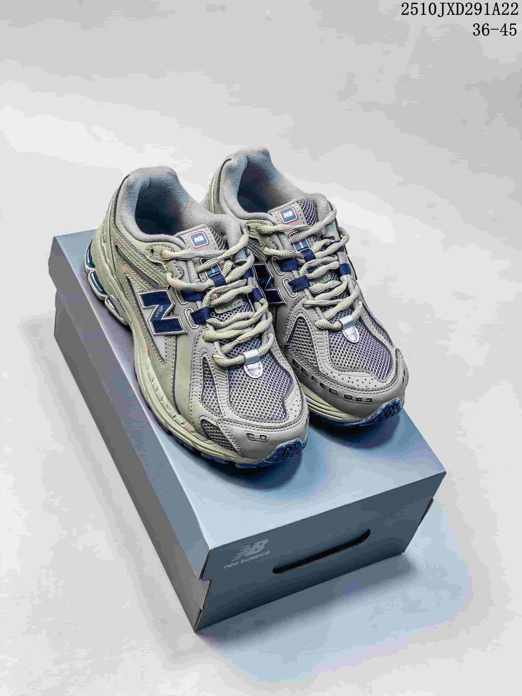 New Balance M1906AD Sneakers, Grey Silver