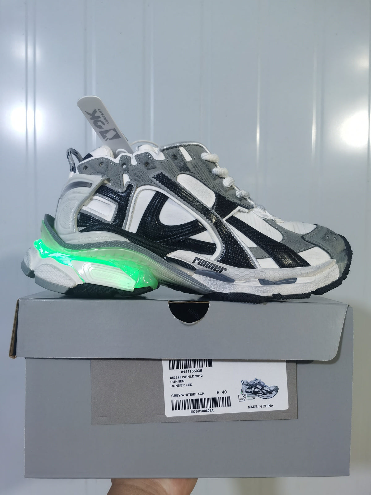 Puma 9012 Runner Sneakers Grey White Black Light-Up