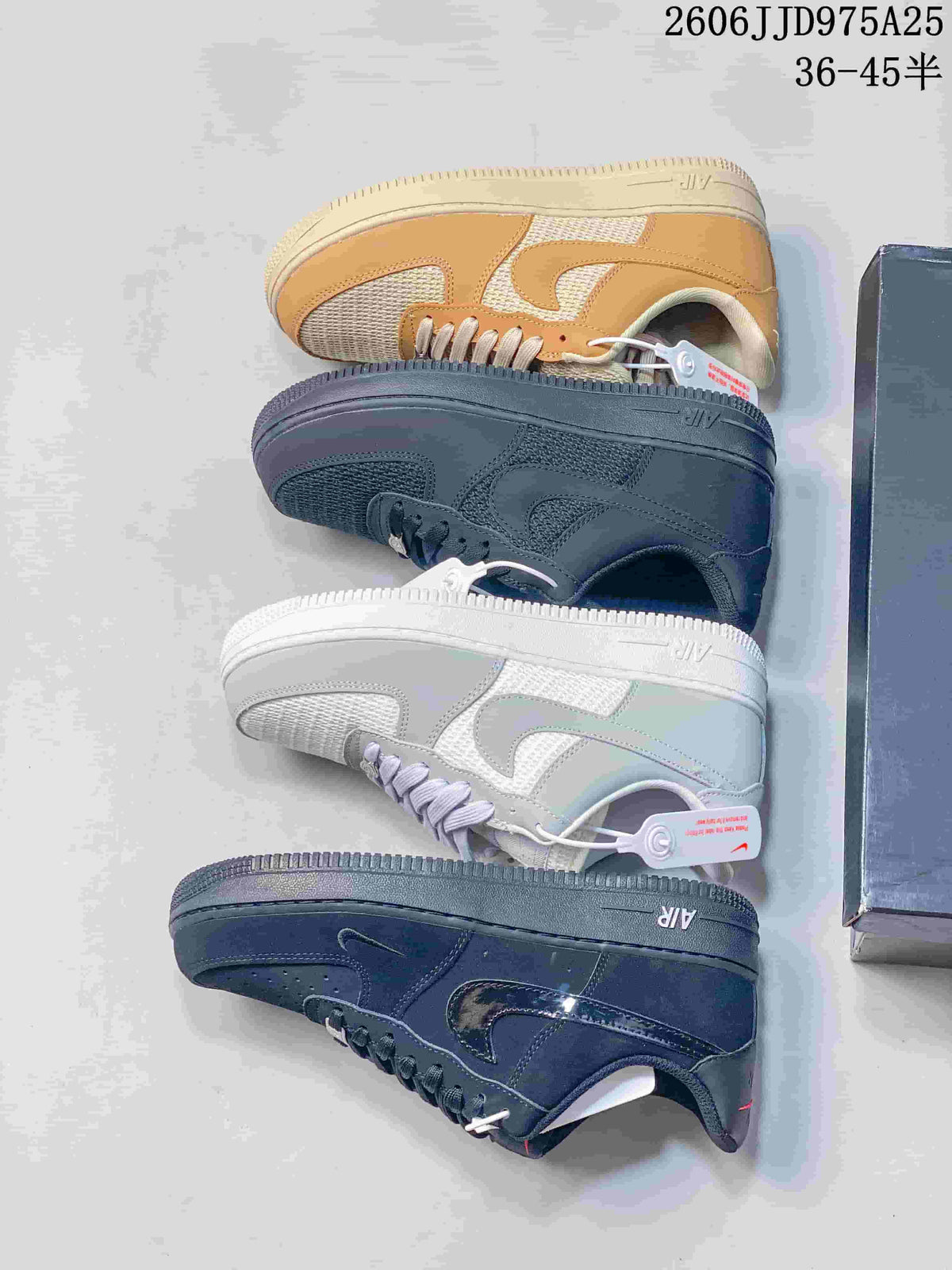 Nike Air Force 1 ’07 Low Sneakers in Mixed Colors