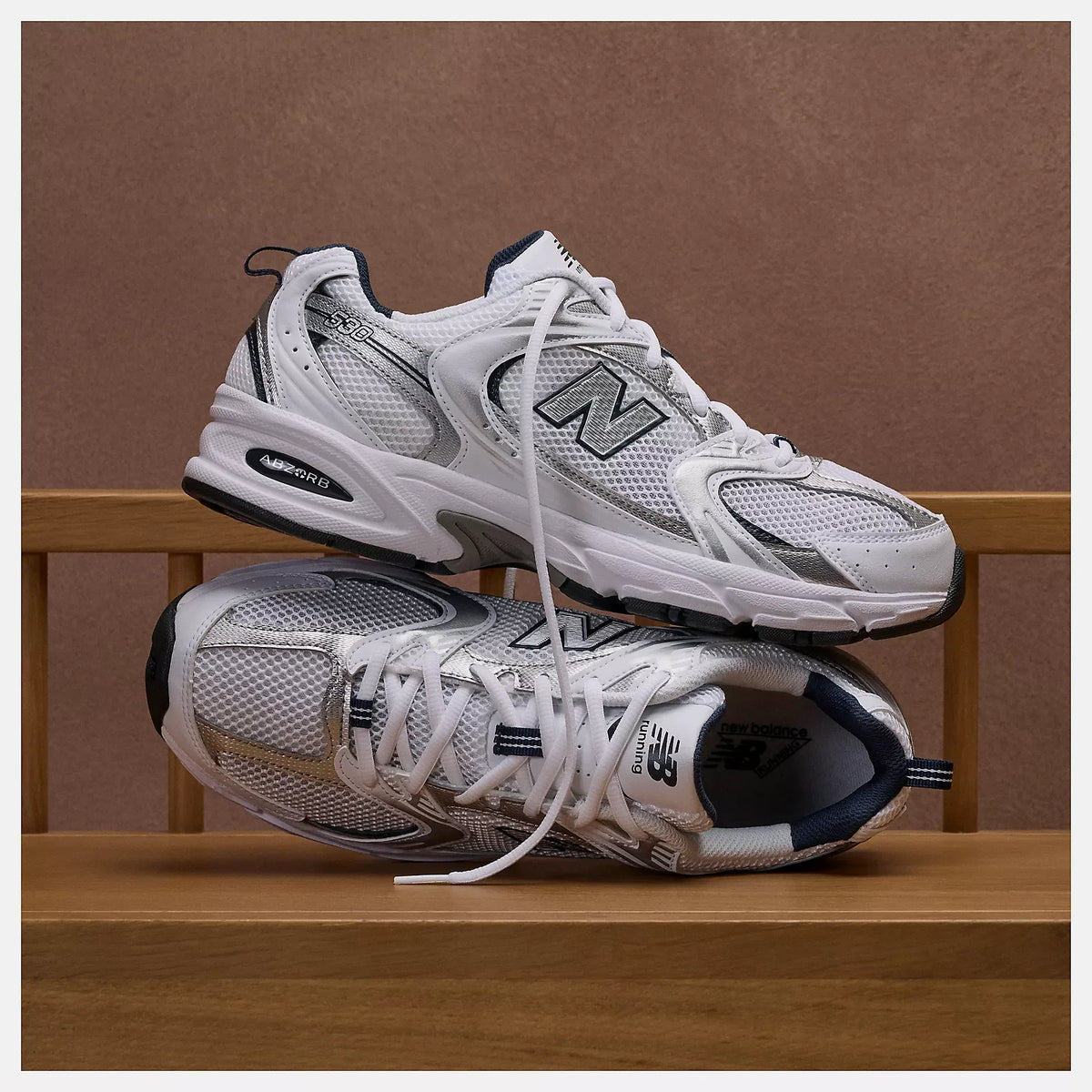 New Balance 530 White Silver Navy