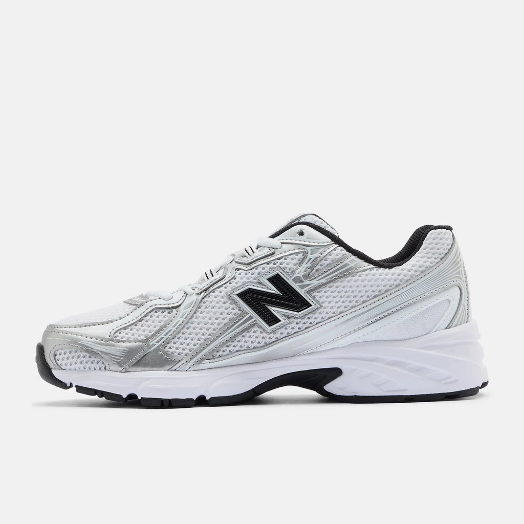 New Balance 740